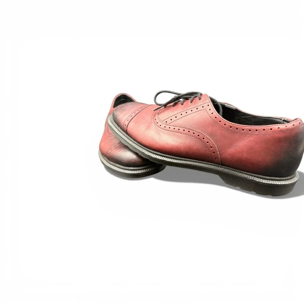 Dr. Martens Oxford Shoes Mens 11 Burgundy Excellent Brogue Cap Toe Lace Up